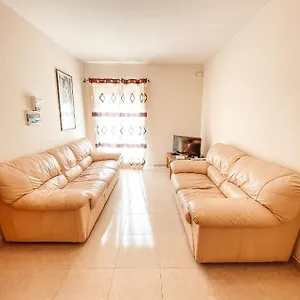 Apartamento Stresa Court, San Julián